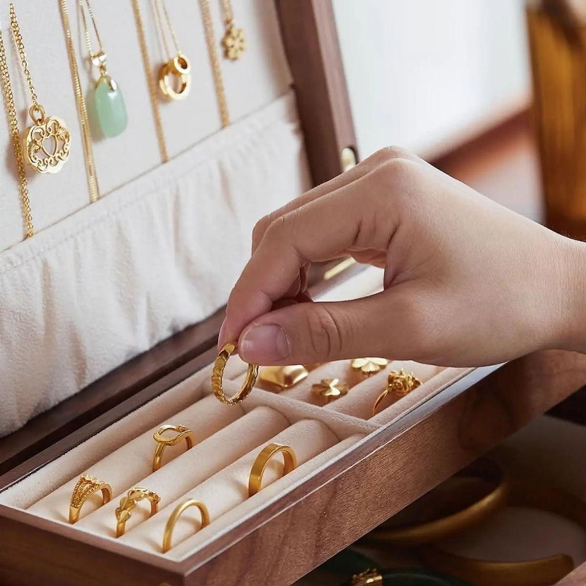 Grande Boîte à Bijoux Noyer – Multi-Tiroirs